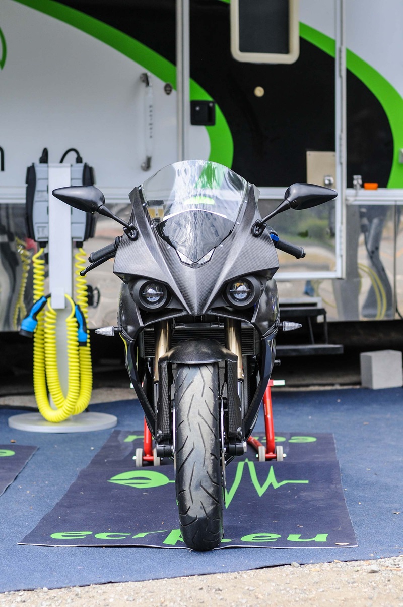 Электроцикл CRP Racing Energica Ego (фото)