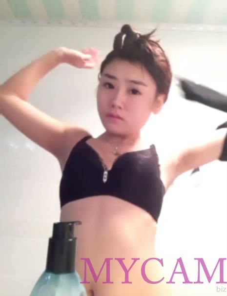 Lovely Chinese girl’s juicy pink tits self photos &amp; videos leaked