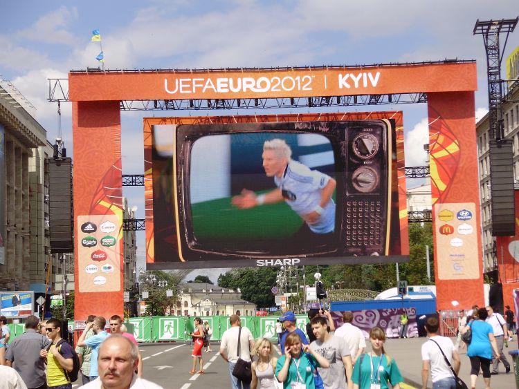 Киев. Евро 2012. Фан-зона