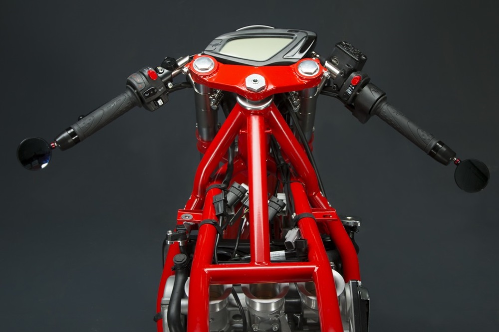 Мотоцикл Magni Filo Rosso на базе MV Agusta 800