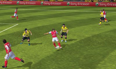 Captures d'écran de FIFA 12 sur Android, une tablette.
