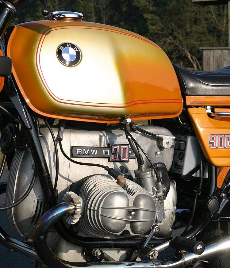 BMW R90S - судьбоносный для баварцев мотоцикл