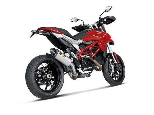 Расширение линейки выхлопных систем Akrapoviс Slip-On/Evolution для мотоциклов Ducati
