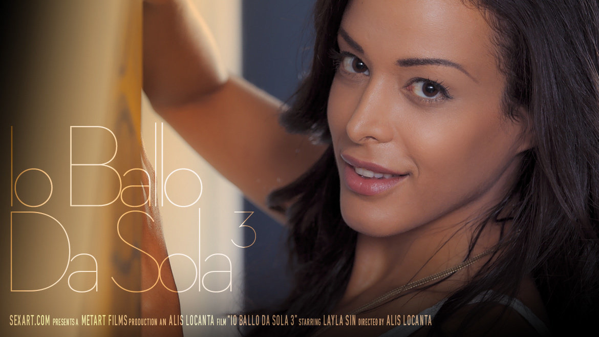 [SexArt.com / MetArt.com] Layla Sin (Io Ballo Da Sola 3 / 14.01.2015) [Brunette, Dancing, Fingering, Hispanic, Masturbation, Shaved pussy, Solo, 1080p, HDRip]