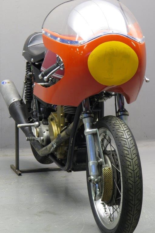 Гоночный мотоцикл Matchless G50 1960