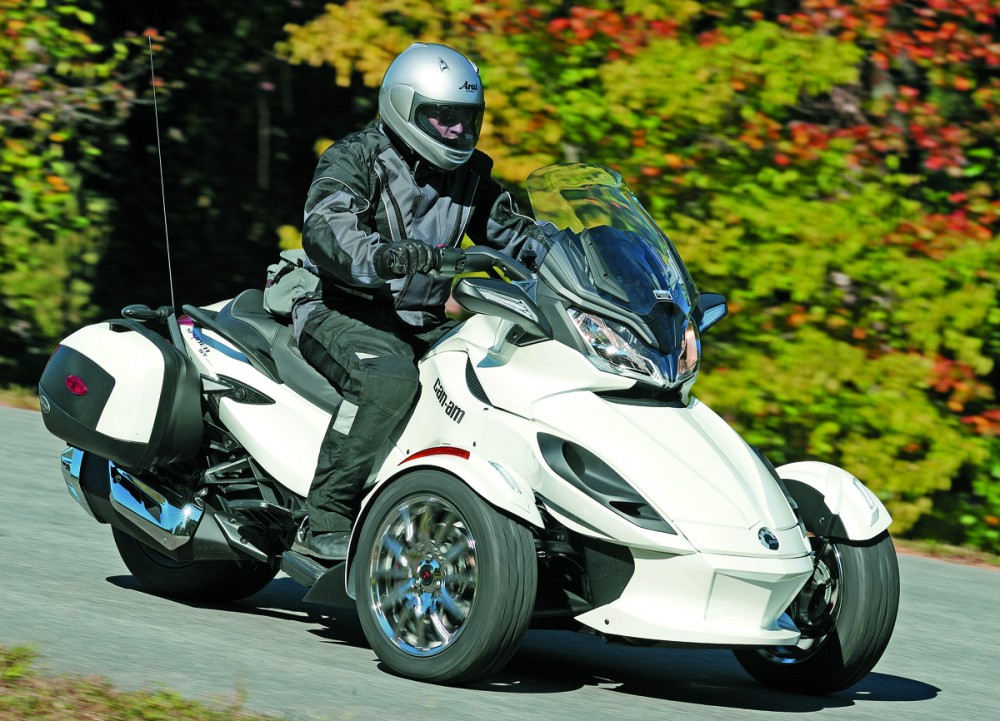 Компания BRP отзывает все трициклы Can-Am Spyder RT 2013