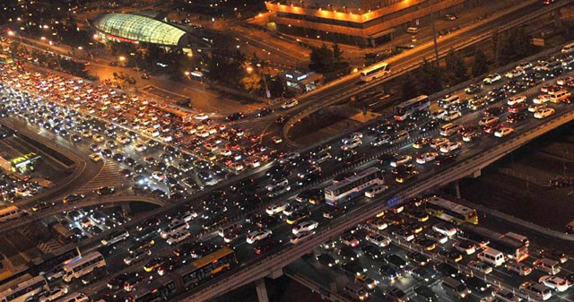 ТОП-5 самых больших автомобильных пробок в истории (фото)