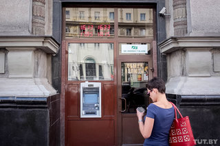 Издержки сложного рынка: Нацбанк объяснил падение рубля
