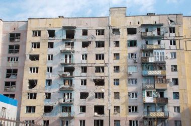 Боевики обстреляли жилые дома в Красногоровке и Авдеевке