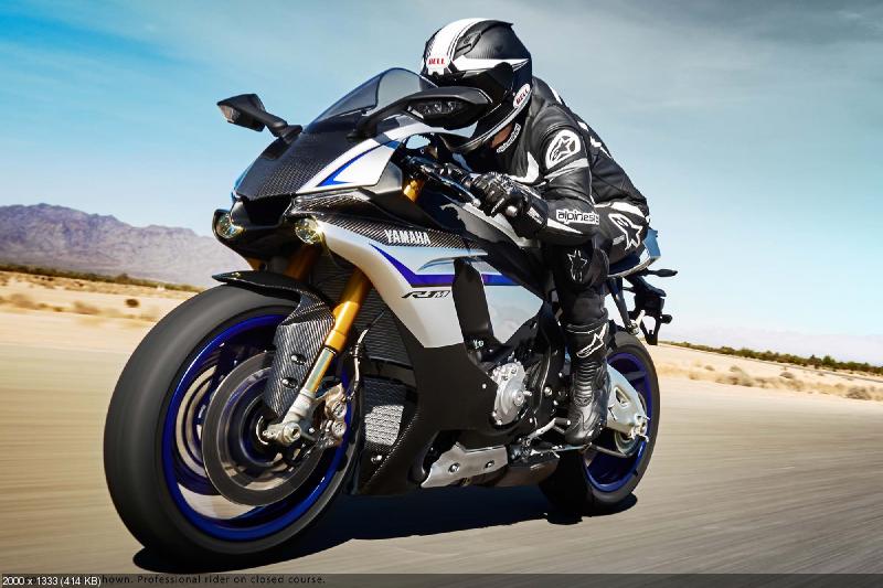 Трековый спортбайк Yamaha YZF-R1M 2015